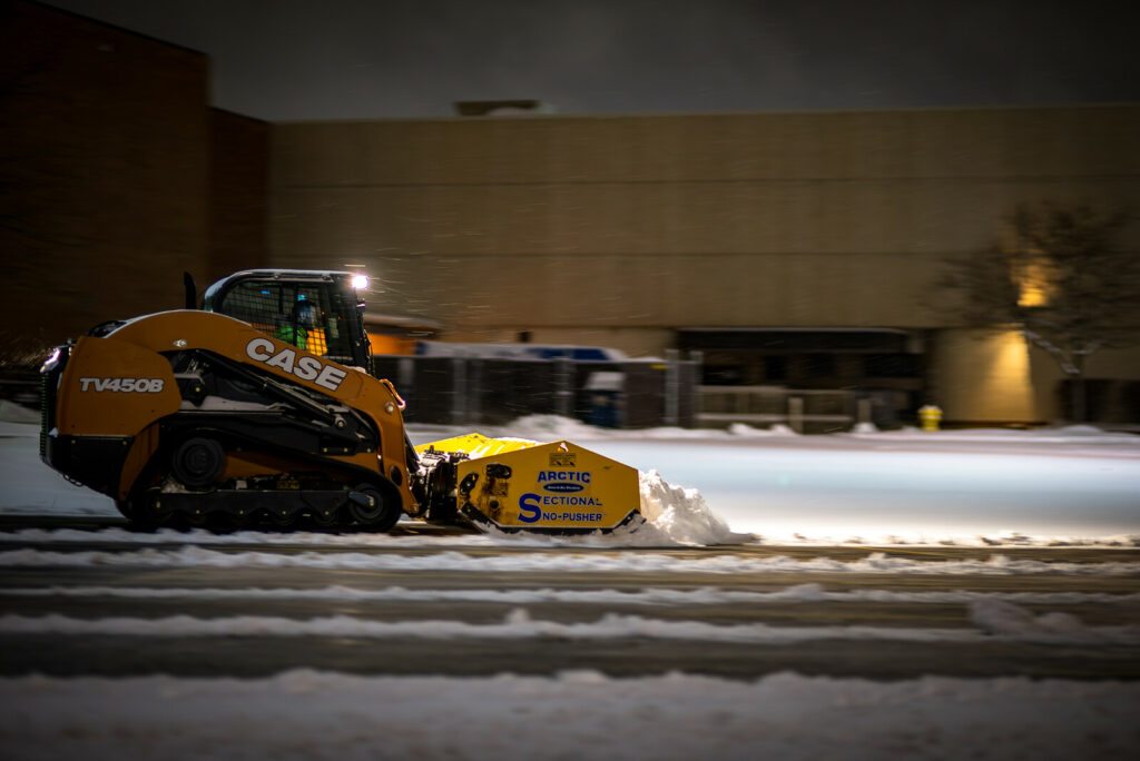 arctic snow and ice LD-pusher-on-track-loader