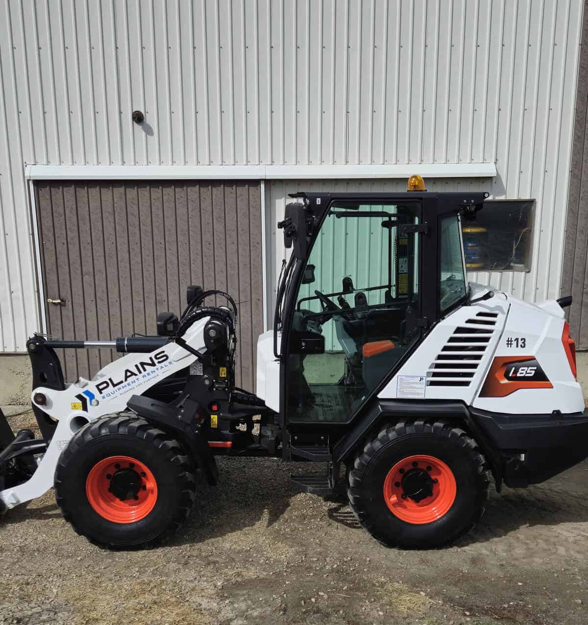 bobcat-l85-side-view-heavy-equipment-western-canada-rental