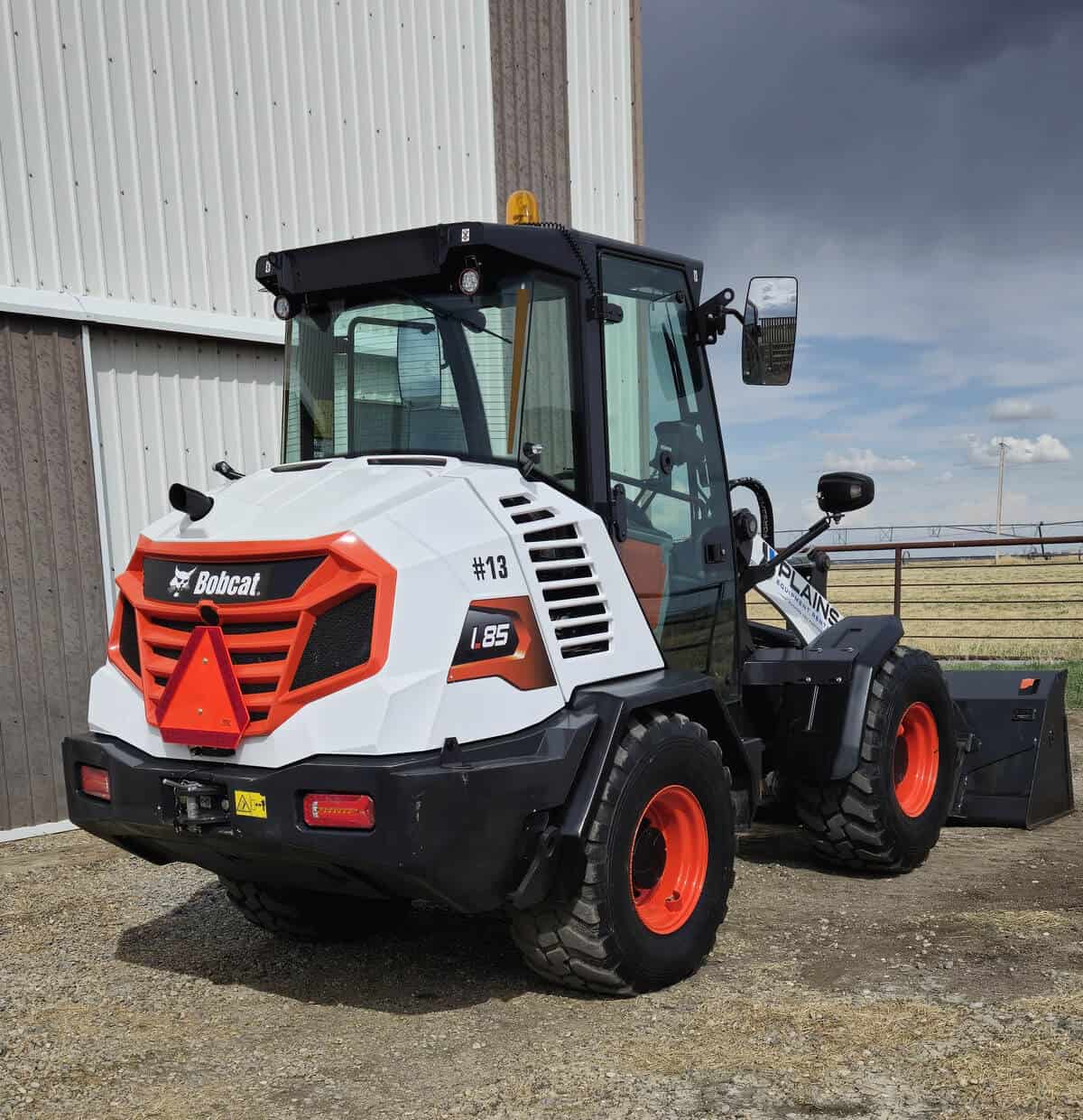 bobcat-l85-wheel-loader-back-angle-western-canada-plains-equipment