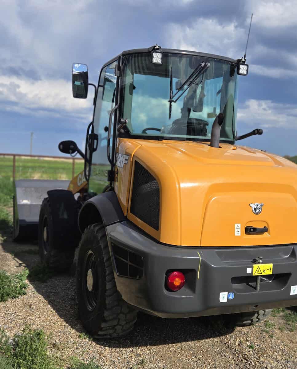 case-321f-wheel-loader-rear-quarter-view-with-cab-and-bucket-western-canada