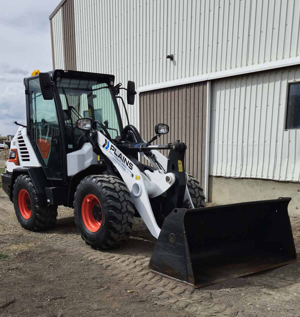 plains-equipment-bobcat-l85-wheel-loader-western-canada-sale