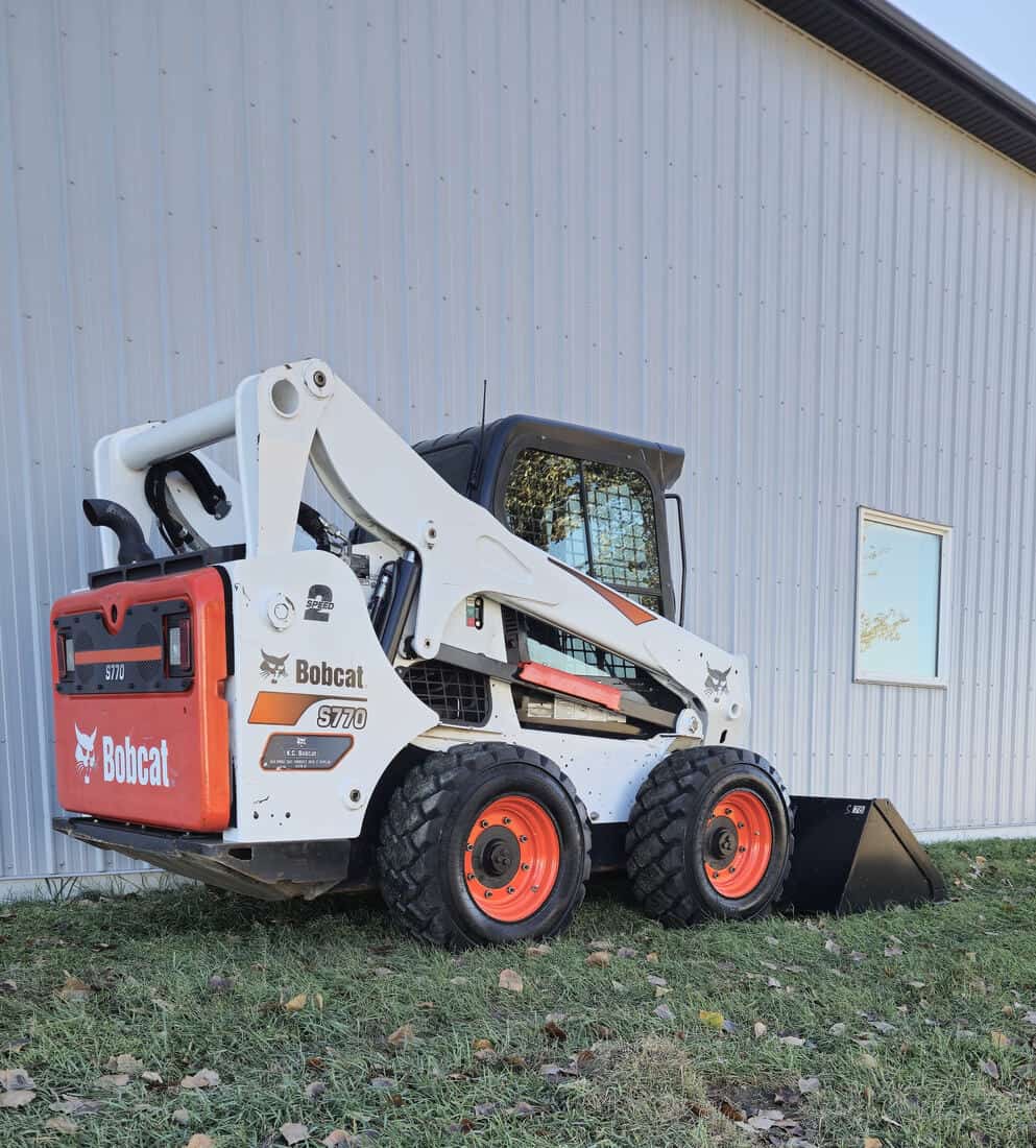 bobcat-s770-wheeled-skid-steer-rear-side-view-for-sale-western-canada