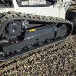 close-up-2023-bobcat-t595-skid-steer-undercarriage-and-tracks