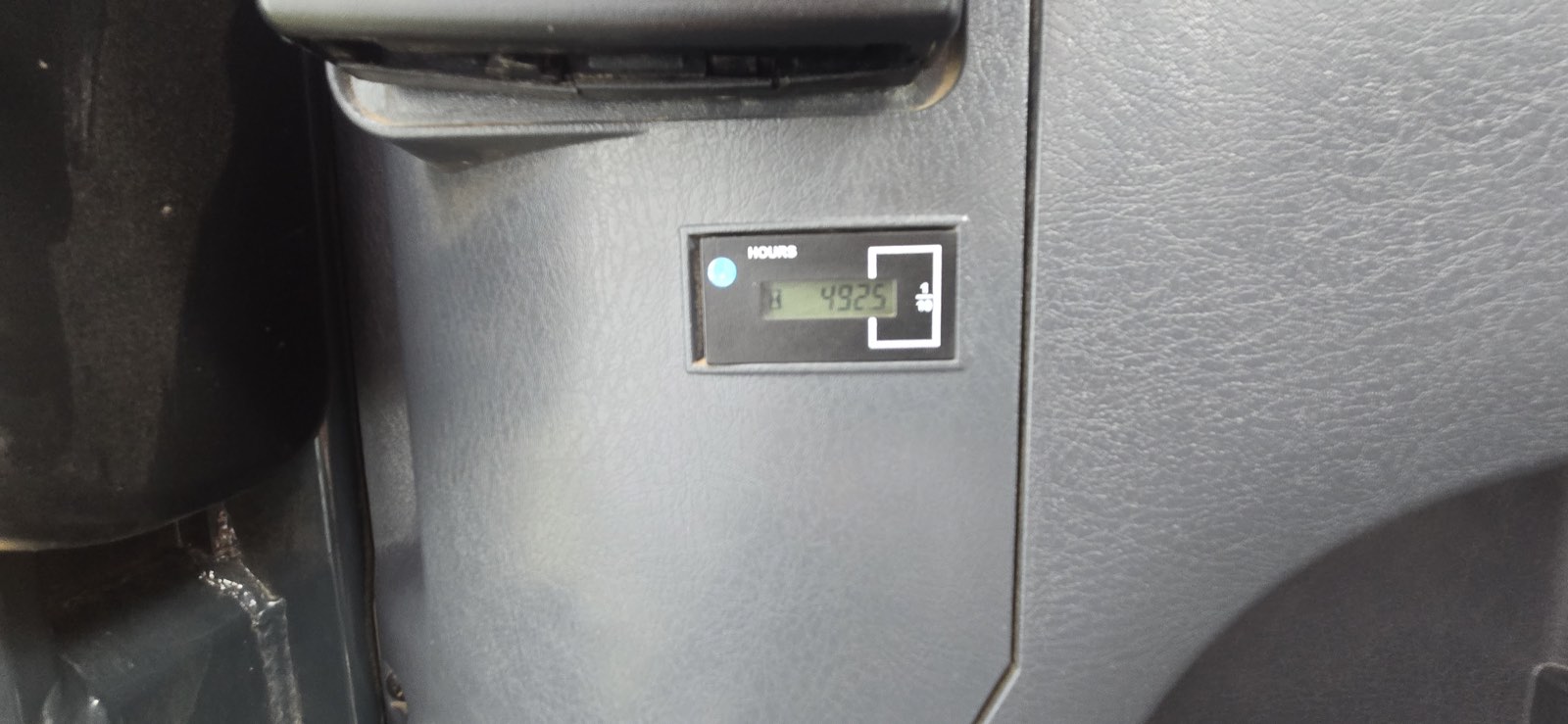 Hyundai 80CR-9A excavator control panel and touch screen