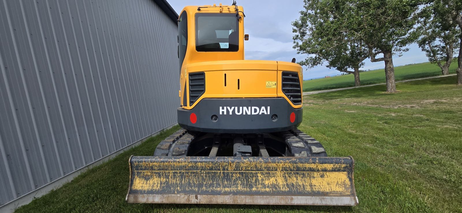 Hyundai 80CR-9A excavator engine bay